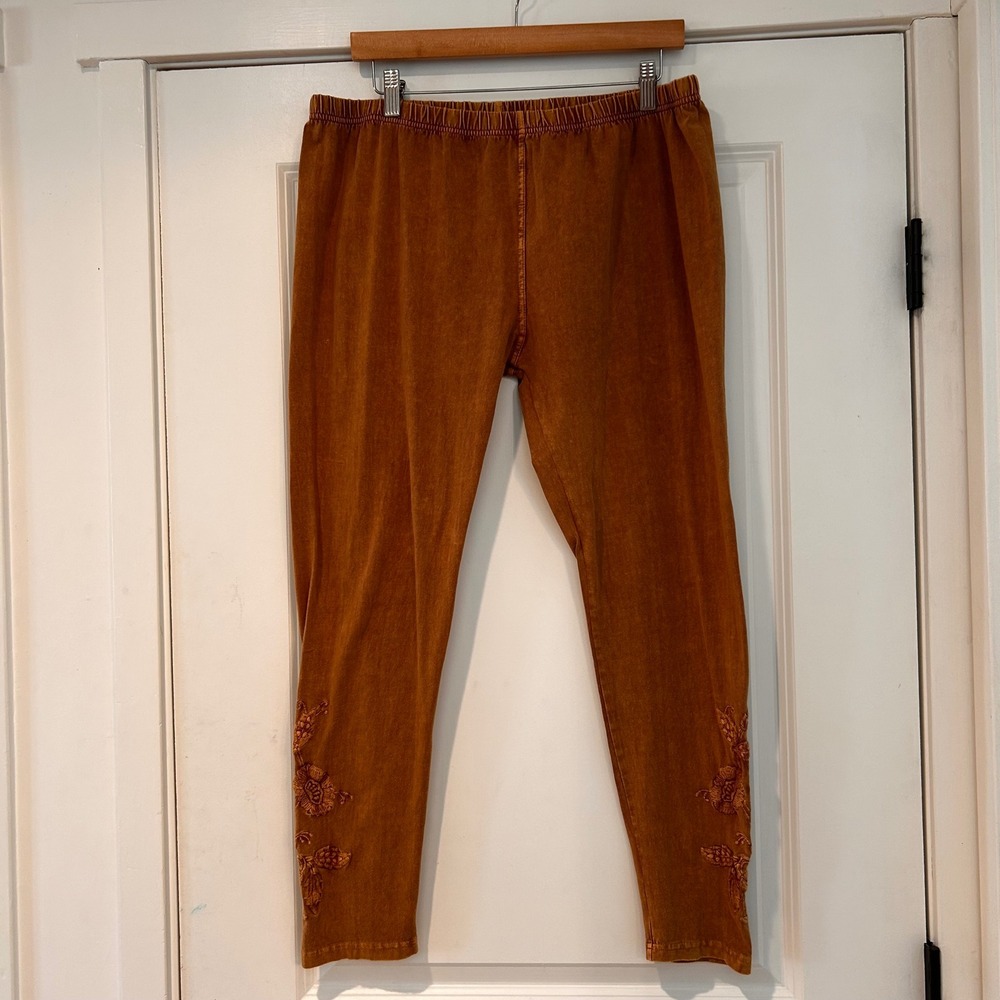 April Cornell Rust-Toned Embroidered Leggings